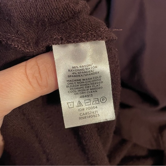 Loft Lounge Deep Purple Long Sleeve Signaturesoft Hooded Shirt Size Small - Picture 4 of 4